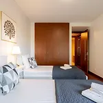 Daire Premium Flat W/ Pool, Gym & Garage By Hostwise Vila Nova de Gaia