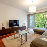 Daire Premium Flat W/ Pool, Gym & Garage By Hostwise *