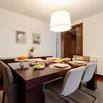 Premium Flat W/ Pool, Gym & Garage By Hostwise Daire *