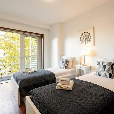 Premium Flat W/ Pool, Gym & Garage By Hostwise Apartamento Oporto