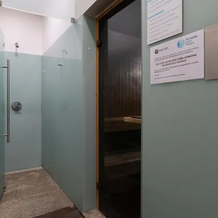 Premium Flat W/ Pool, Gym & Garage By Hostwise