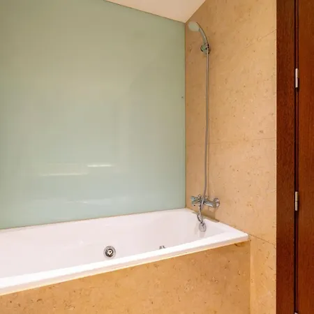 Apartamento Premium Flat W/ Pool, Gym & Garage By Hostwise