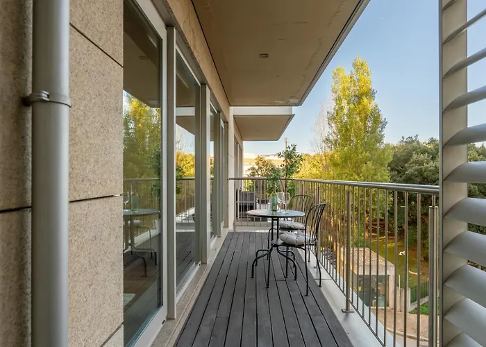 Premium Flat W/ Pool, Gym & Garage By Hostwise Lägenhet