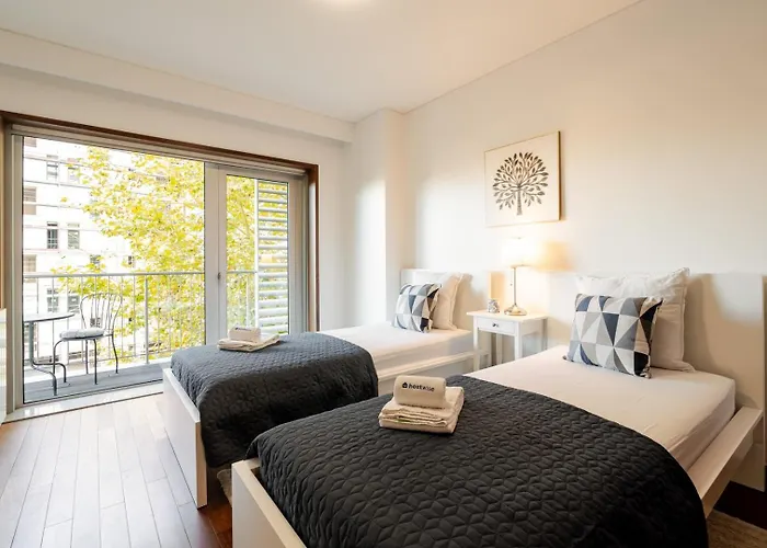 Premium Flat W/ Pool, Gym & Garage By Hostwise Apartmán Vila Nova de Gaia