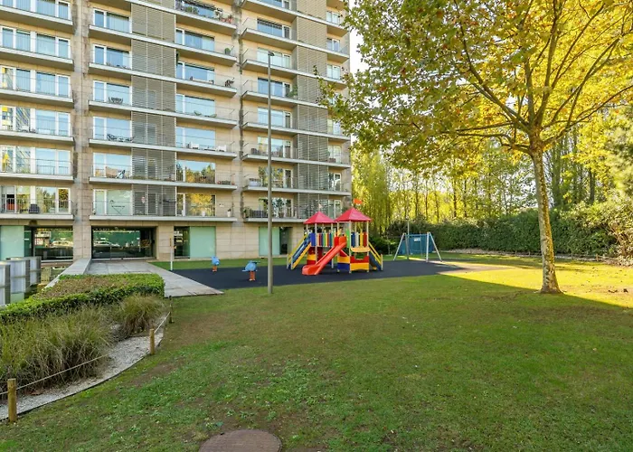 Premium Flat W/ Pool, Gym & Garage By Hostwise Apartmán *