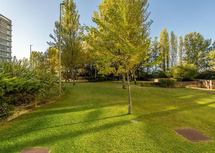 Premium Flat W/ Pool, Gym & Garage By Hostwise Apartament