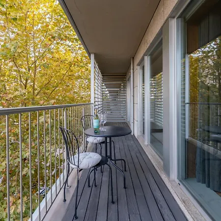 Appartement Premium Flat W/ Pool, Gym & Garage By Hostwise