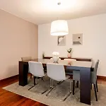 Premium Flat W/ Pool, Gym & Garage By Hostwise فيلا نوفا دي غايا